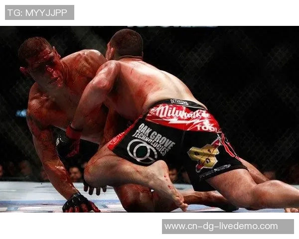 UFC大布与凯恩激战在即谁将成为新的重量级冠军之争